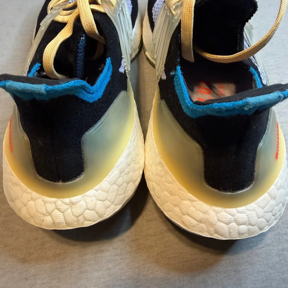 Adidas Ultraboost‎ 21 Core Black Halo Blue Yellow S23836 Womens Size 6 Sneaker